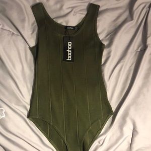 Boohoo olive ribbed scoop neck bodysuit